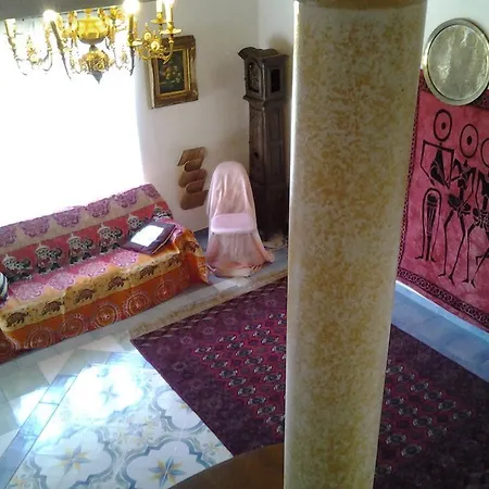 Pietra Del Sole Bed & Breakfast *