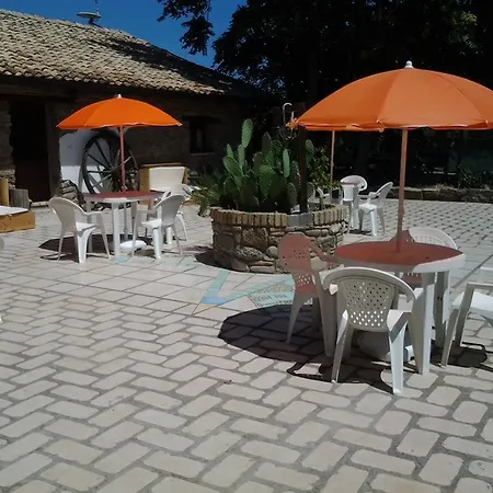 Pietra Del Sole Bed & Breakfast Piano di Santa Laura