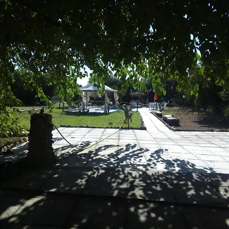 Pietra Del Sole Bed & Breakfast *